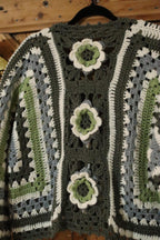 Gilet hexagonal bohème - Fait Main – Gilet / petit pull artisanal – Pièce unique – Personnalisable