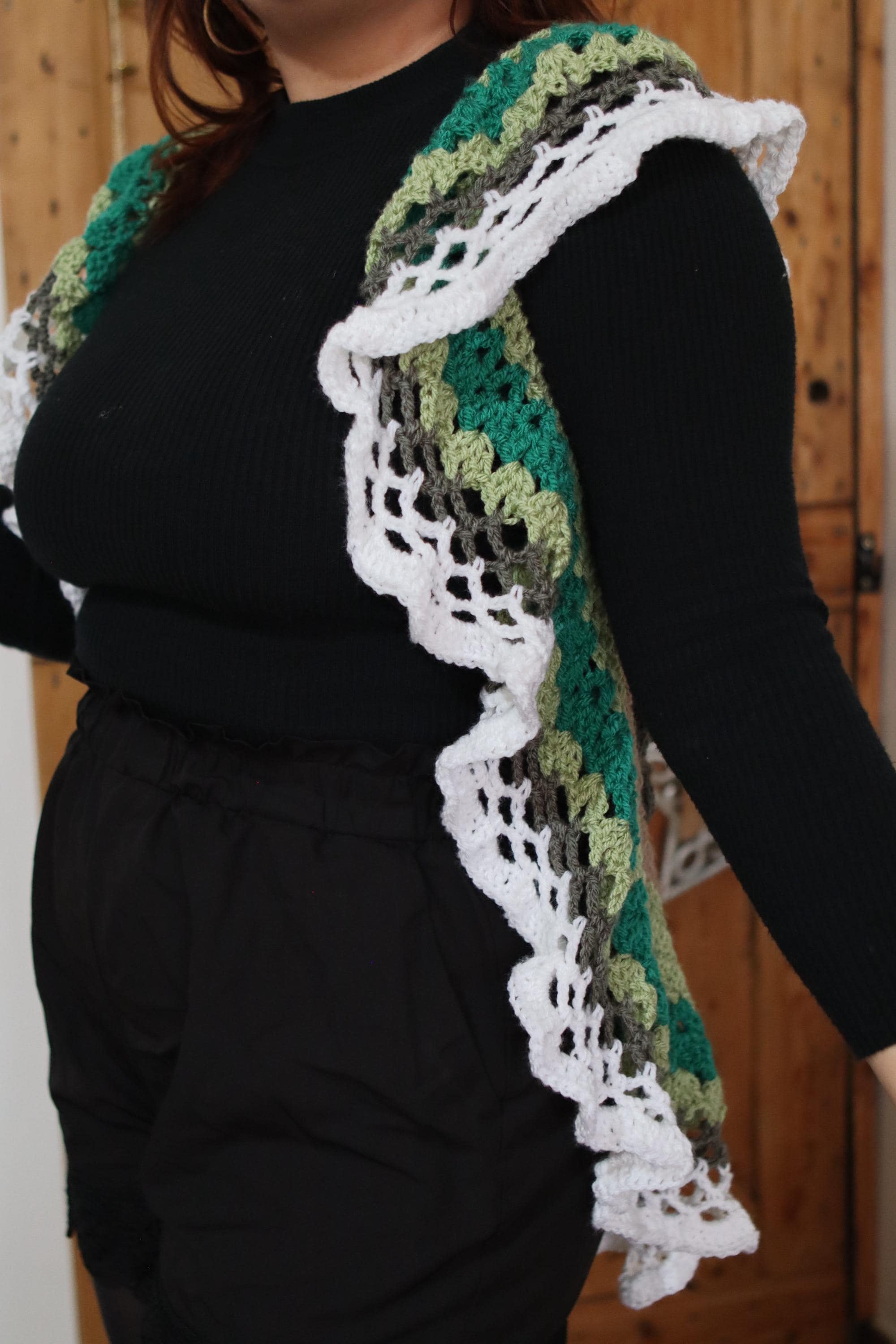 Gilet Mandala Court au Crochet – Kimono Bohème Femme – Personnalisable – Ø 90 cm