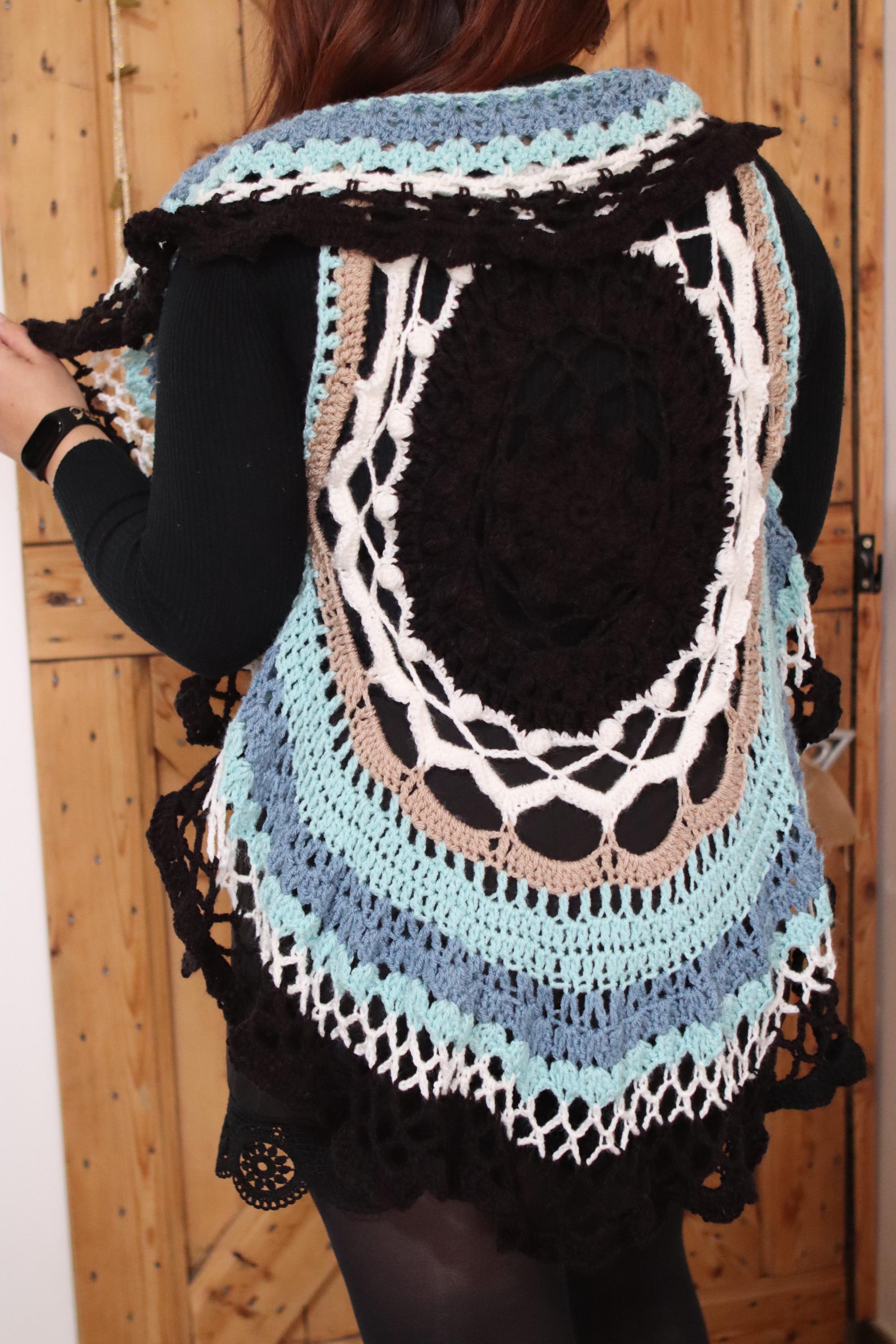 Gilet Mandala Court au Crochet – Kimono Bohème Femme – Personnalisable – Ø 90 cm