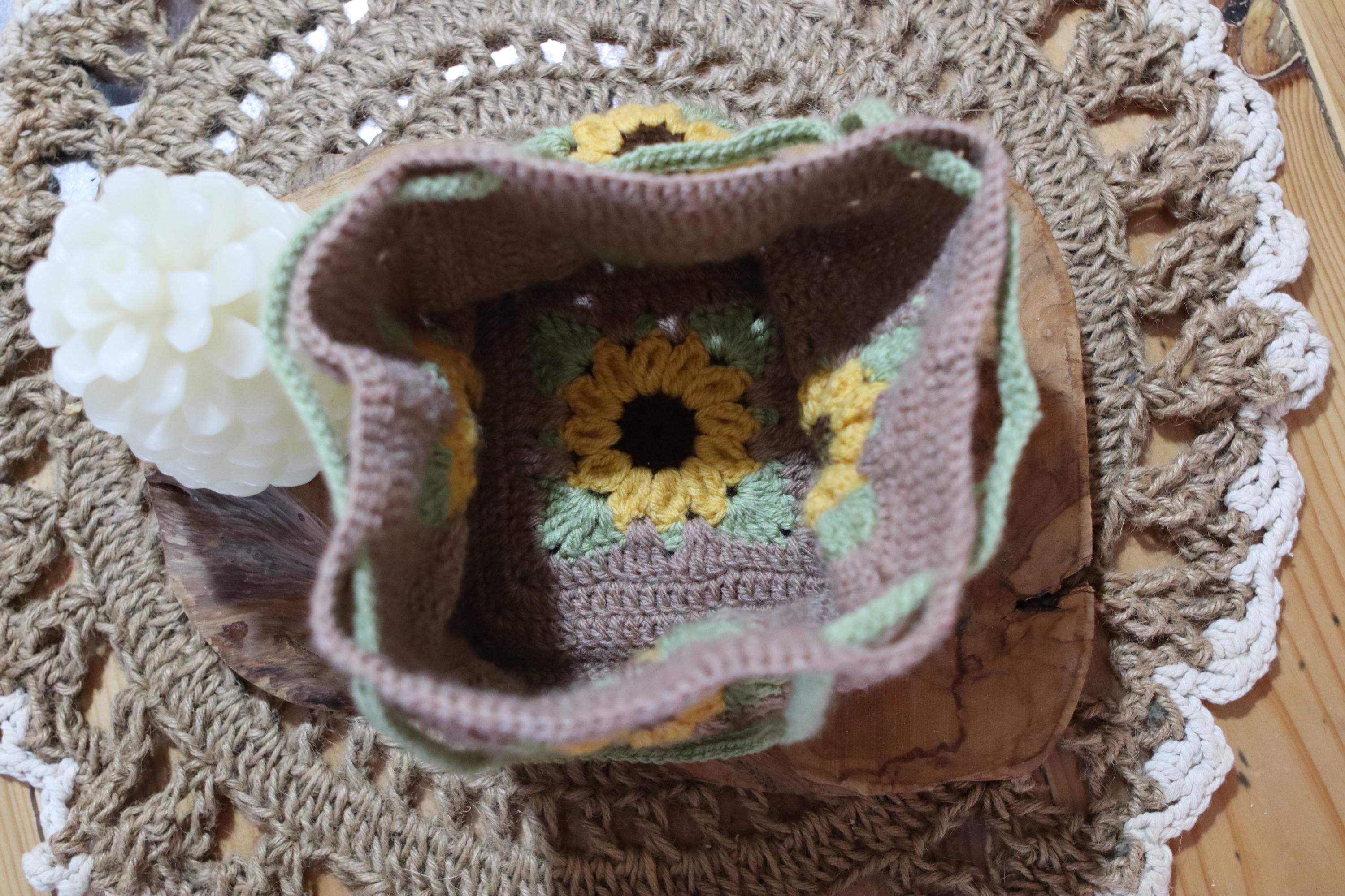 Différents modèles Sac au crochet "Le P'tit Carré" - Fait main