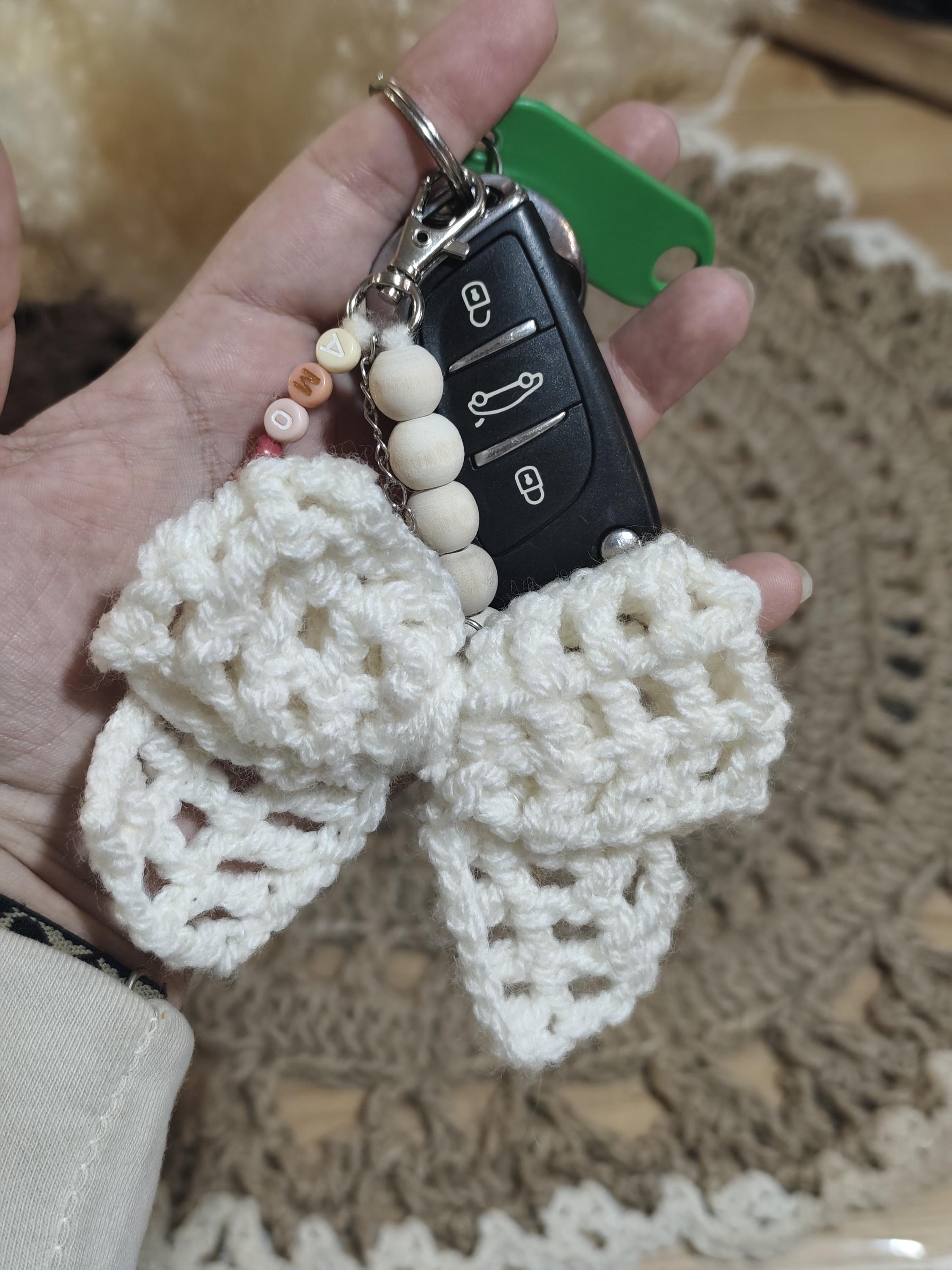 Porte-clés nœud au crochet – Fait main – Plusieurs coloris