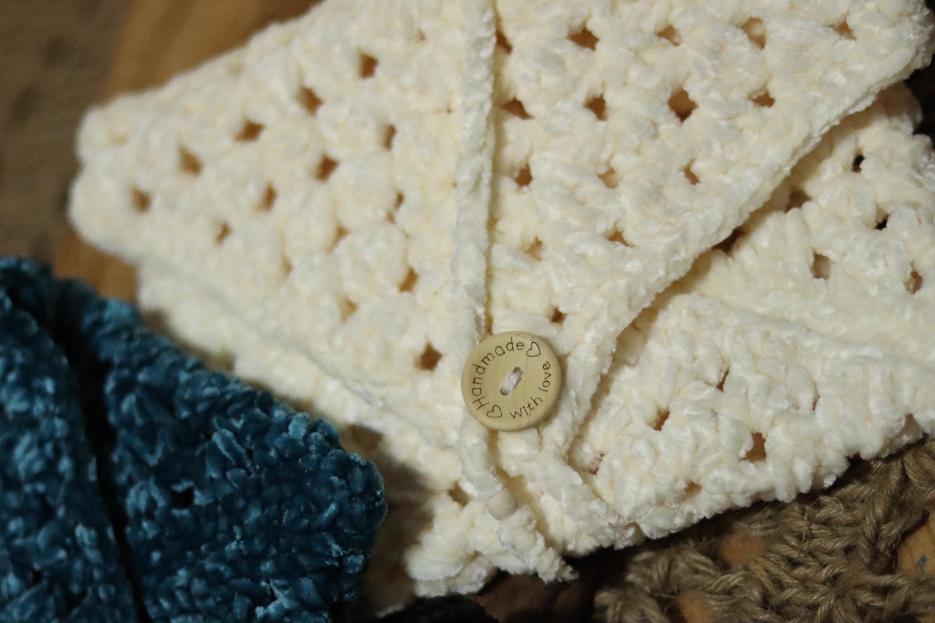 Petite pochette – Fait main avec amour - Effet velour
