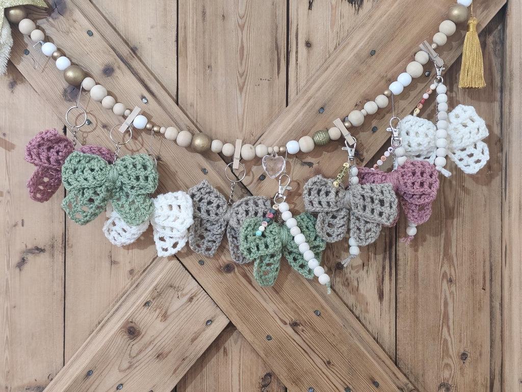Porte-clés nœud au crochet – Fait main – Plusieurs coloris