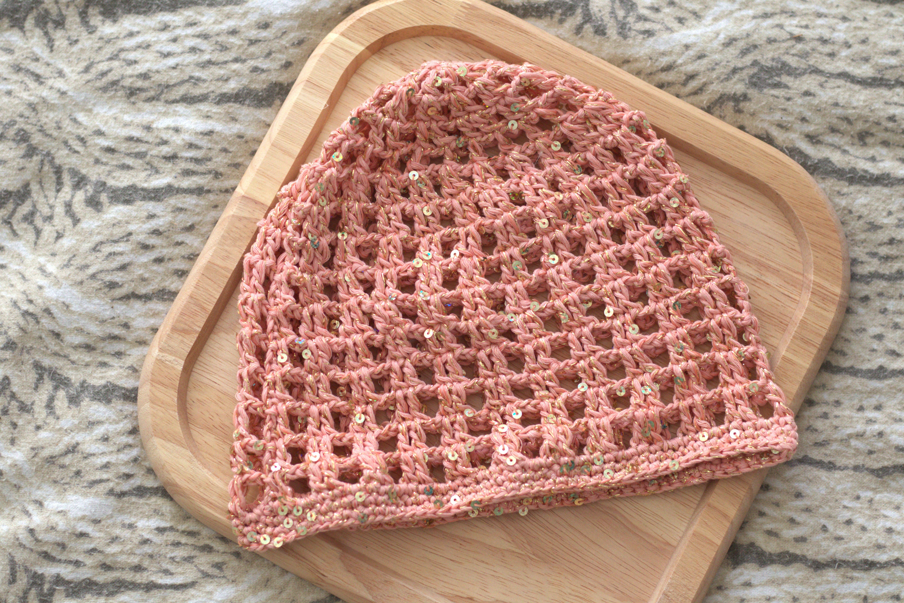 Bonnet résille au crochet – Accessoire tendance fait main ✨