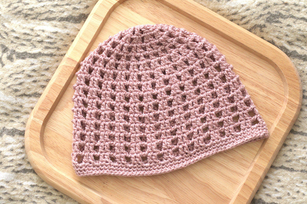 Bonnet résille au crochet – Accessoire tendance fait main ✨