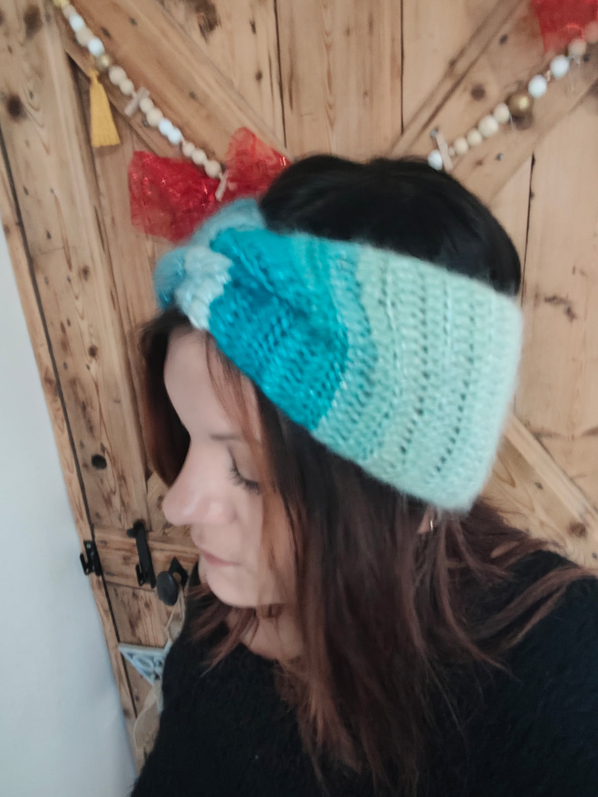 Bandeau au crochet torsadé – Modèle classique fait main