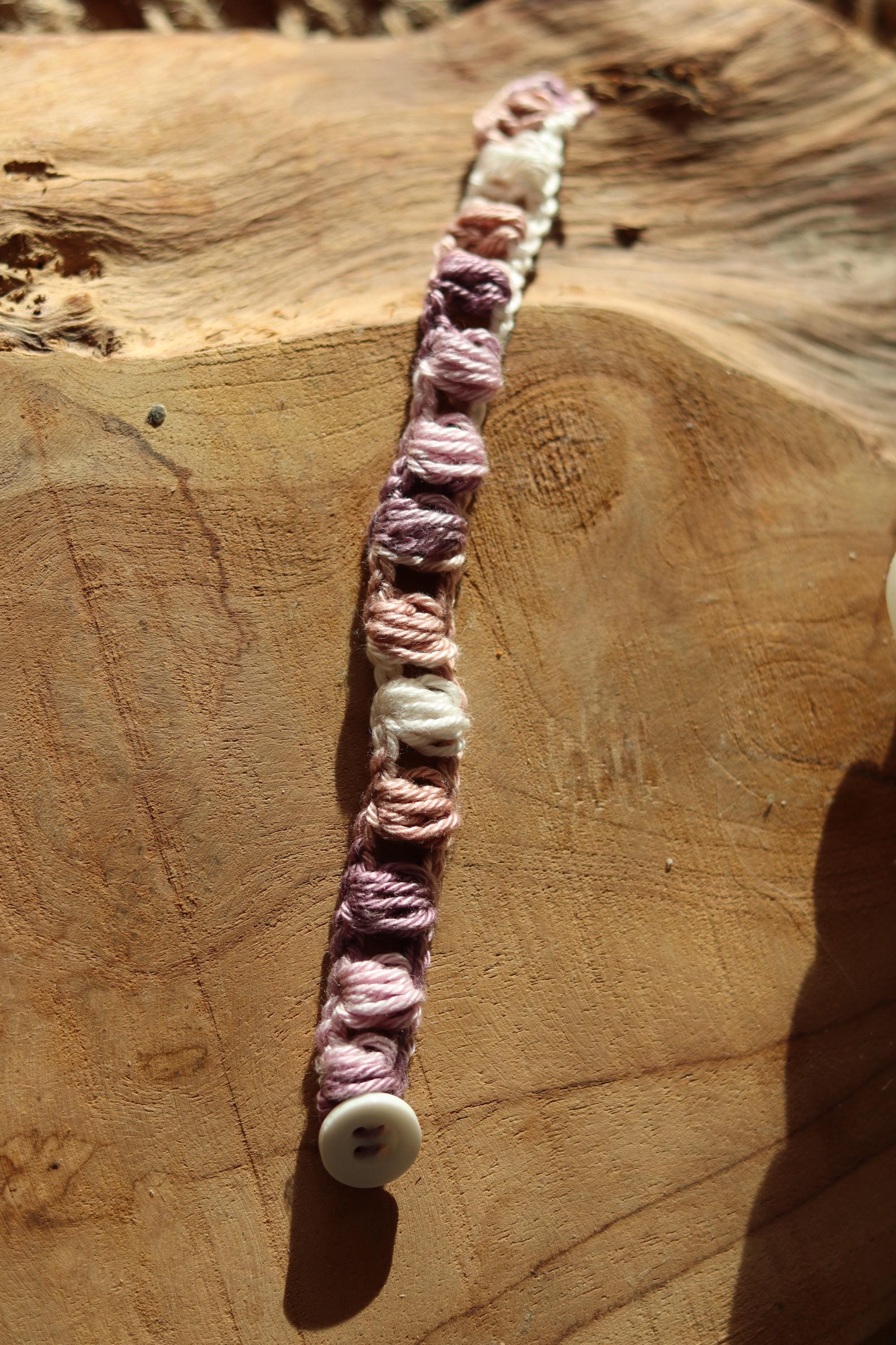 Bracelet crochet relief