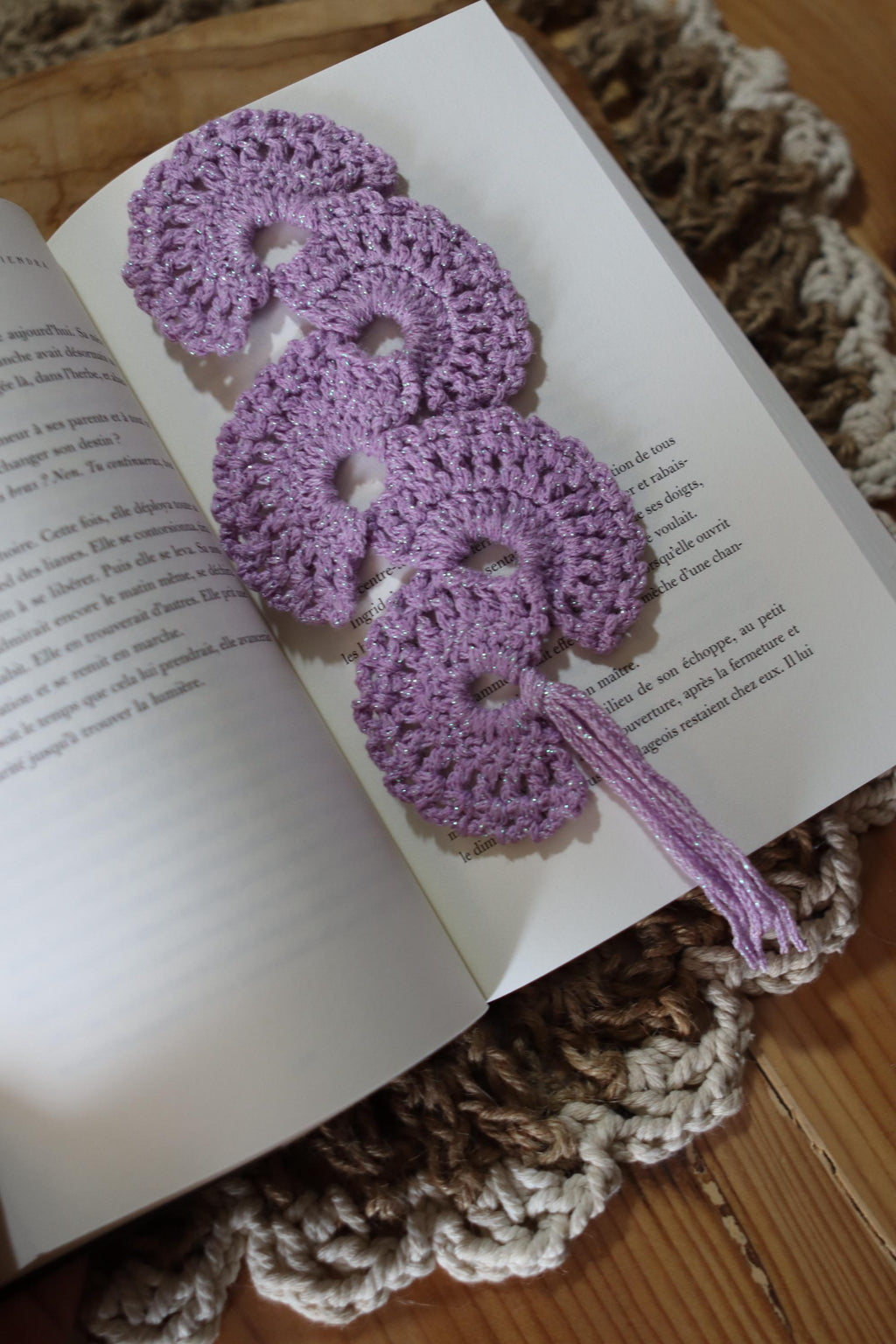Marque-pages faits main au crochet – Accessoires pour les amoureux de la lecture