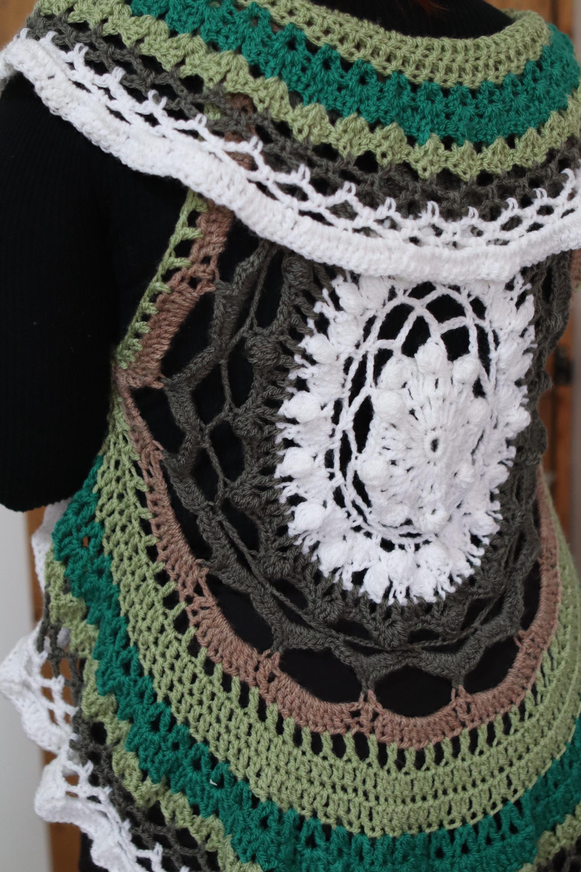 Gilet Mandala Court au Crochet – Kimono Bohème Femme – Personnalisable – Ø 90 cm