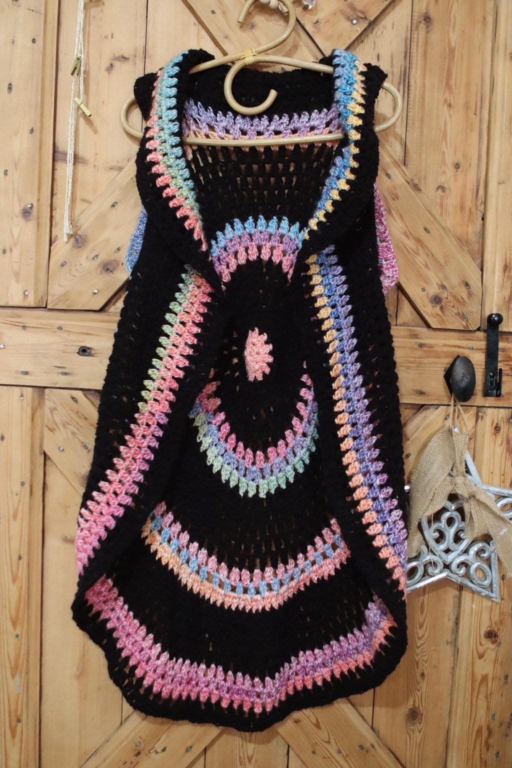 Gilet Mandala Rond au Crochet – Kimono Bohème Femme – Fait Main – Personnalisable– Ø 1 m