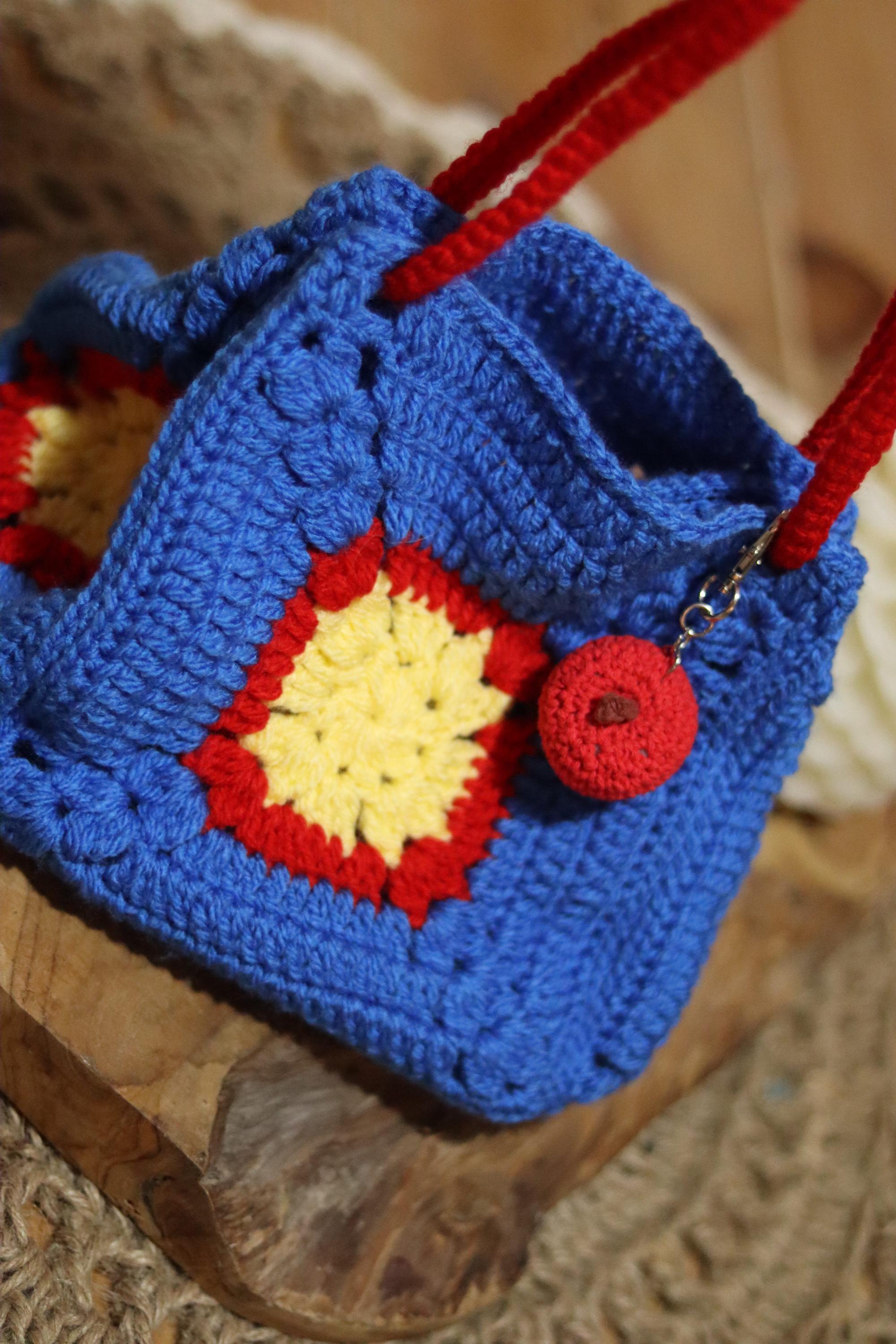 Différents modèles Sac au crochet "Le P'tit Carré" - Fait main