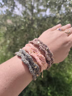 Bracelet crochet bohème pailleté – Adulte & Enfant – Bijou fait main –