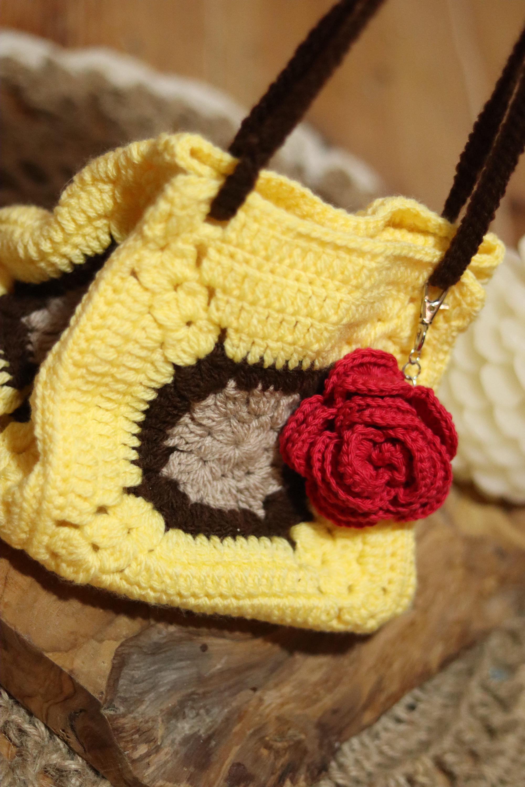 Différents modèles Sac au crochet "Le P'tit Carré" - Fait main